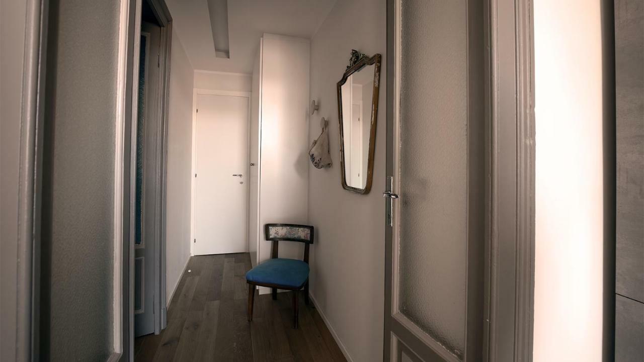 Casa Dela Lägenhet Milano Exteriör bild